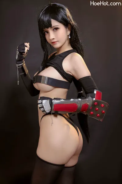 [Azami] Tifa nude cosplay leaked 562713