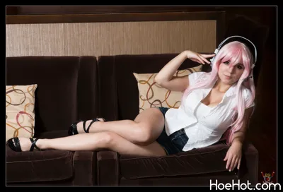 Bunny Ayumi - Super Sonico nude cosplay leaked 425759