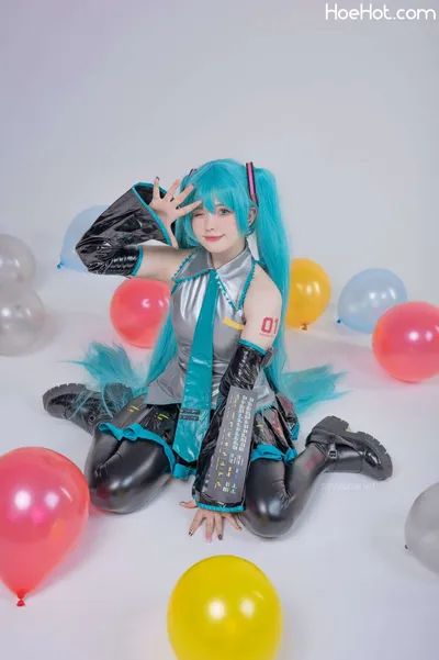 Saya Scarlet - Miku nude cosplay leaked 375534