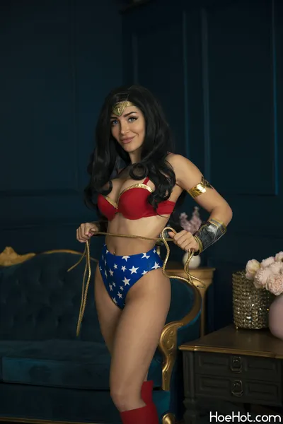 Lisa Mancini - Wonder Woman nude cosplay leaked 172388