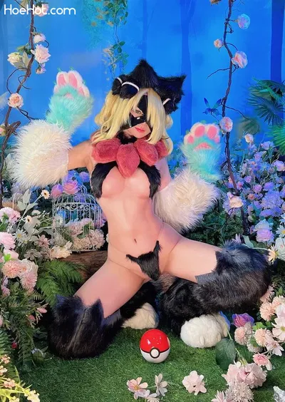 ZinieQ - Cynthia in Meowscarada Costume nude cosplay leaked 113316