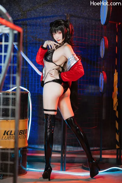 瓜希酱 - Taihou: Enraptured Companion nude cosplay leaked 325731