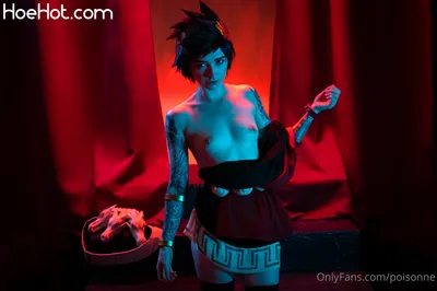 Poisonne - Zagreus nude cosplay leaked 394577