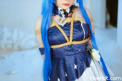 是三不是世w - Helena nude cosplay leaked 286400