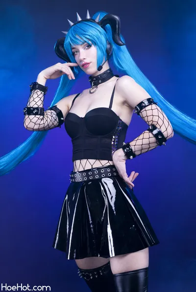 Morgan Le Foy - Punk Miku nude cosplay leaked 67808