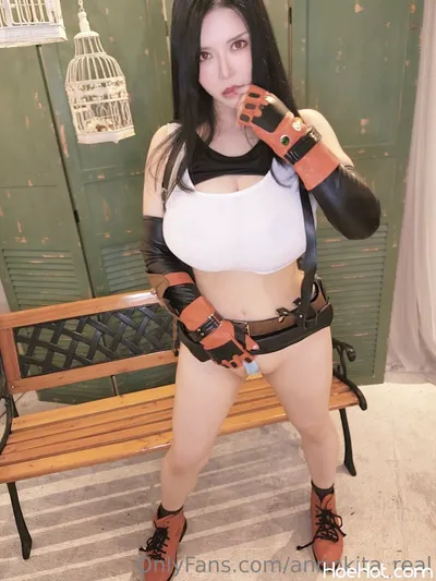 Anri Okita as Tifa Lockhart nude cosplay leaked 246935