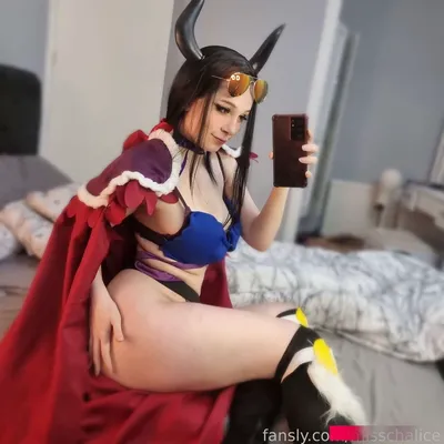 Misschalice - Robin nude cosplay leaked 8949