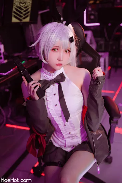 瓜希酱 - Five-seveN (Girls Frontline) nude cosplay leaked 325303