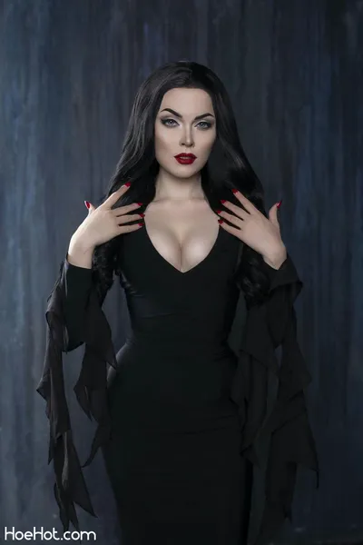 Sladkoslava - Morticia nude cosplay leaked 285061