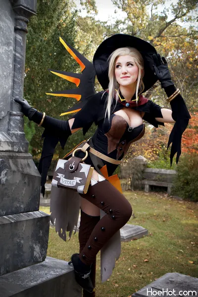 Tina Kinz - Witch Mercy nude cosplay leaked 376392