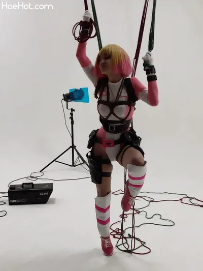 Donnaloli - Gwenpool nude cosplay leaked 596608