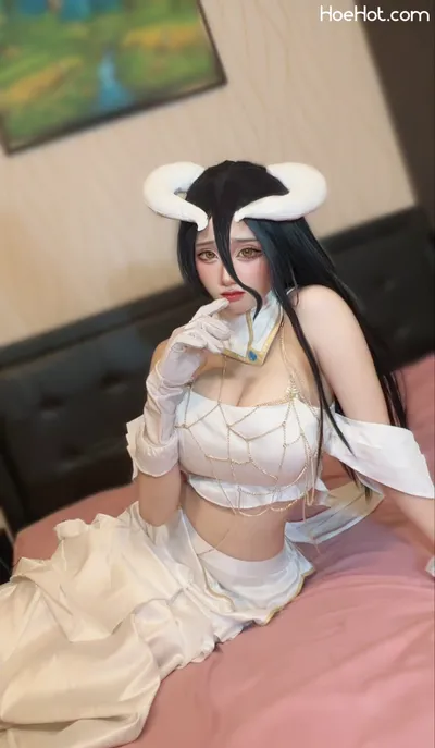 Itsch.y - albedo nude cosplay leaked 52737