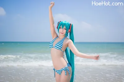 Lightcos - Miku Bikini nude cosplay leaked 323648