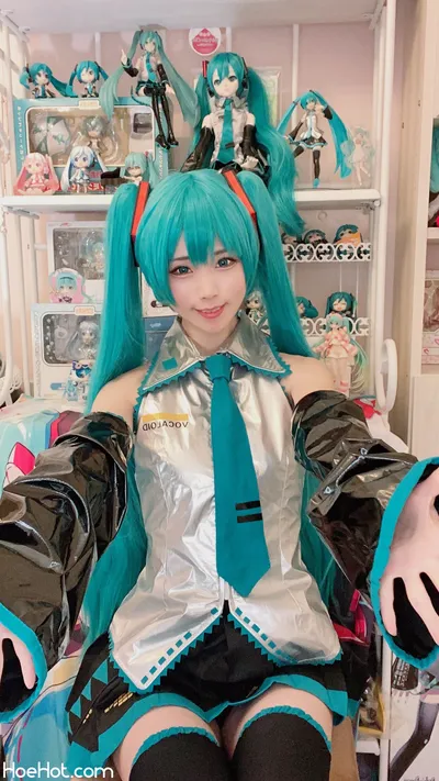 Kururu Kurasaka - Miku nude cosplay leaked 291803