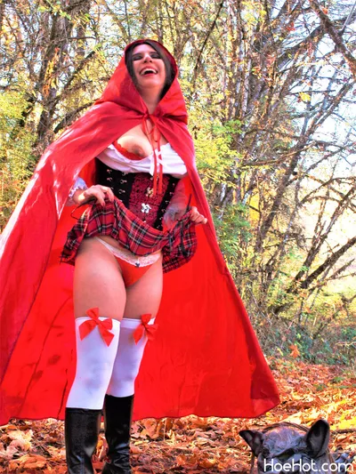 Red Riding Hood, Wolf Hunter nude cosplay leaked 387450