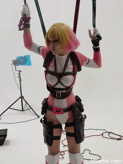 Donnaloli - Gwenpool nude cosplay leaked 596604