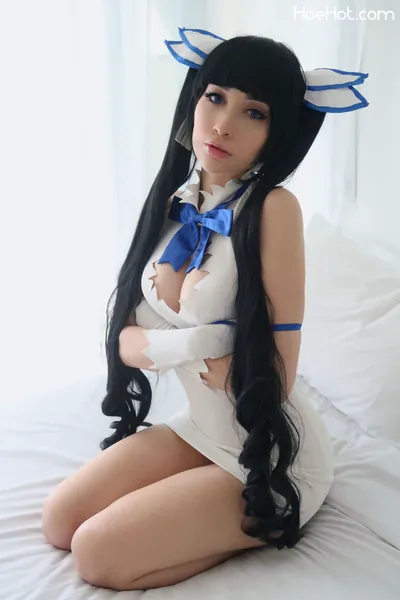 Beke Jacoba - Hestia nude cosplay leaked 611796