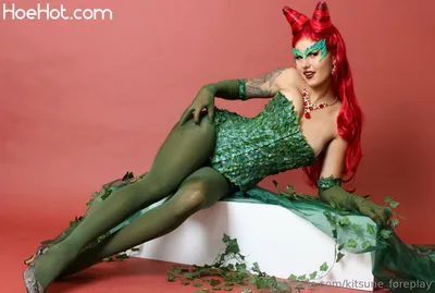 kitsune_foreplay Poison Ivy nude cosplay leaked 148713