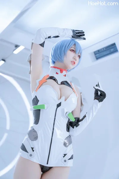 周叽是可爱兔兔 Vol.005 绫波丽 白战 nude cosplay leaked 627481