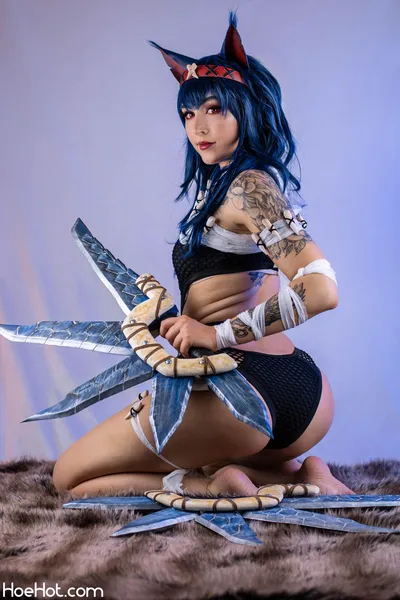 Luxlo - Nargacuga nude cosplay leaked 196377