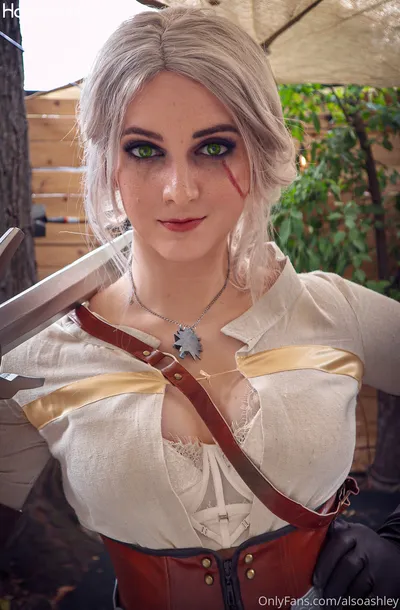 Ashley Barron - Ciri nude cosplay leaked 234504