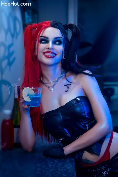 Andrasta - Harley Quinn Bad Girl in the Bar nude cosplay leaked 580859