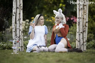 Luxlo - Alice and the White Rabbit nude cosplay leaked 201226