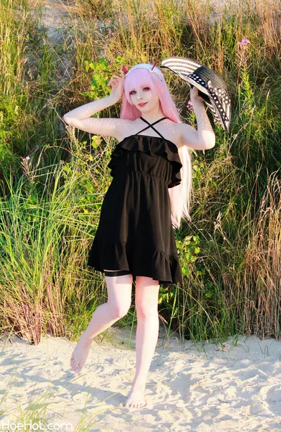 Akariia - Zero Two casual nude cosplay leaked 305979