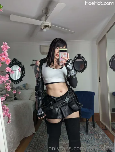 Zalaria - Tifa nude cosplay leaked 253051