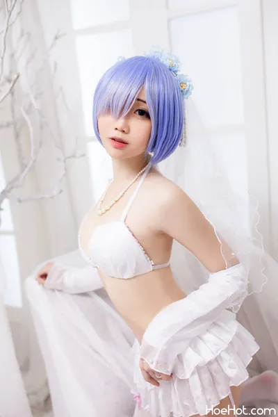 [焖焖碳] 杂务双胞胎女仆妹妹雷姆 nude cosplay leaked 486420