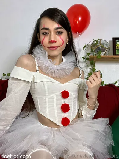 [Victoria Salvatore] Pennywise (IT) nude cosplay leaked 141178