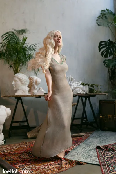 Lada Lyumos - Daenerys Targaryen nude cosplay leaked 139741