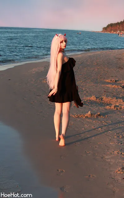 Akariia - Zero Two casual nude cosplay leaked 305992