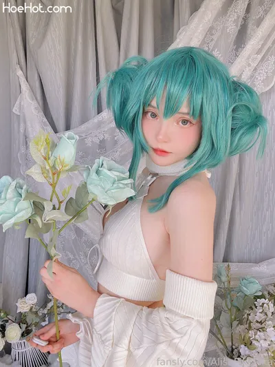 Rocksy Light - Miku nude cosplay leaked 60127