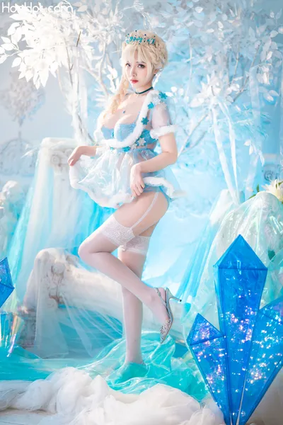 雯妹 冰雪 nude cosplay leaked 440852