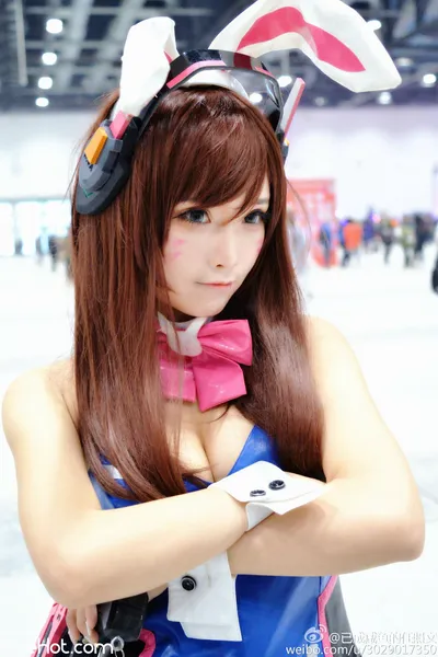 只是简言 - D.Va 泳装 nude cosplay leaked 485679