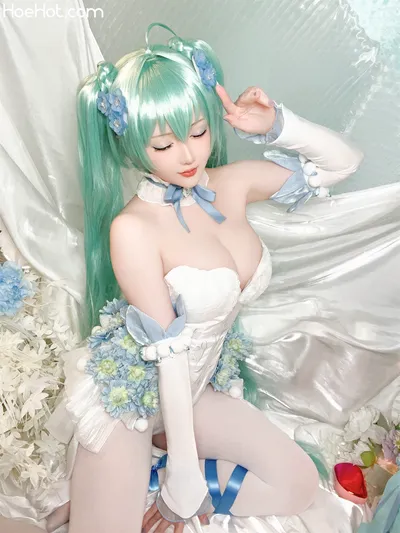 星之迟迟 初音未来粉蝶花精灵 Small nude cosplay leaked 31525