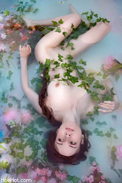 Shaeunderscore - Aerith Water nude cosplay leaked 397378