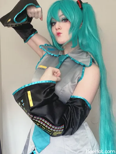 Satin Stars - Hatsune Miku nude cosplay leaked 224680