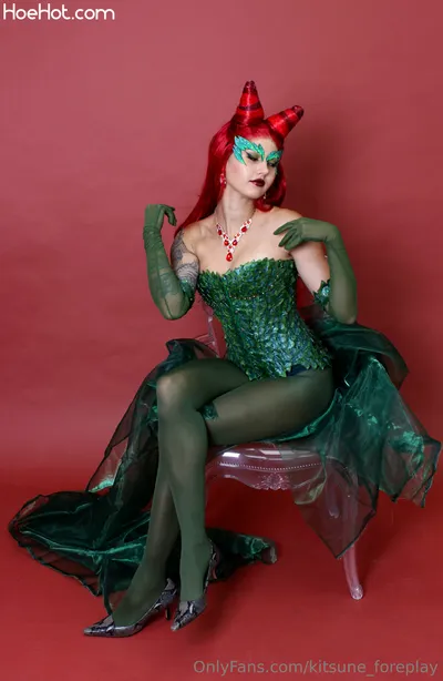 kitsune_foreplay Poison Ivy nude cosplay leaked 148700