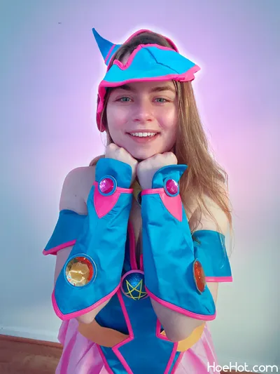 Linneas Life - Dark Magician Girl nude cosplay leaked 214310