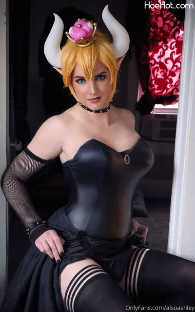 Ashley Barron - Bowsette nude cosplay leaked 227873