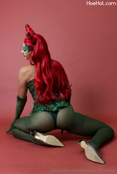 kitsune_foreplay Poison Ivy nude cosplay leaked 148703