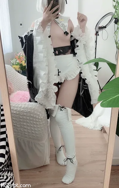 Azure - 2B Maid nude cosplay leaked 109812