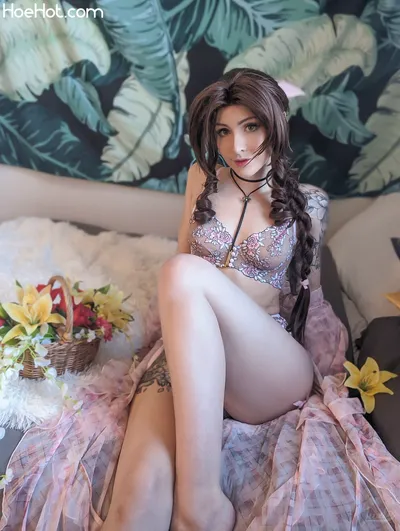 Luxlo - Aerith nude cosplay leaked 203520