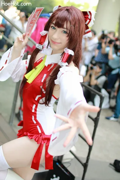 Keekihime - Reimu nude cosplay leaked 270113