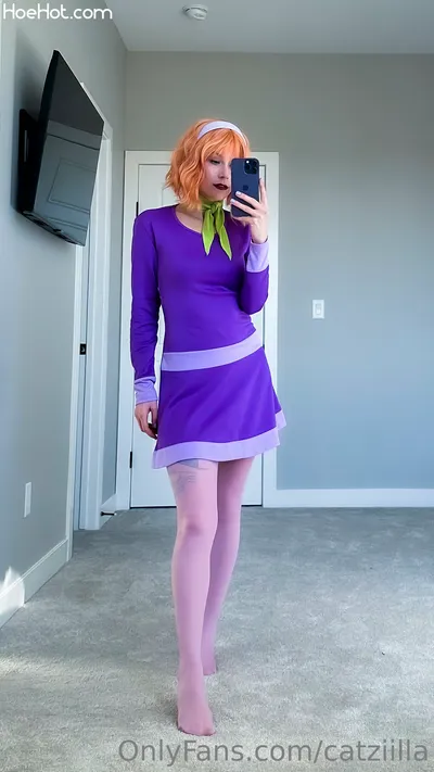 Catziilla - Daphne SFW nude cosplay leaked 191160