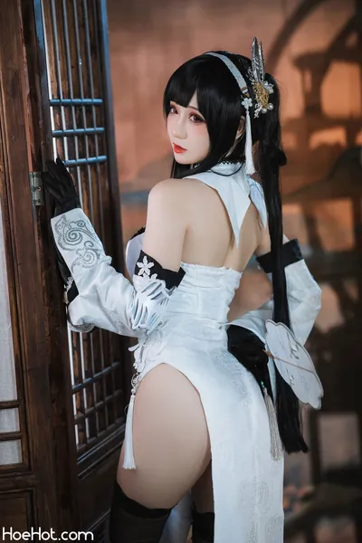 焖焖碳 碧蓝航线 鎮海 白黑礼服 nude cosplay leaked 161548