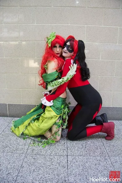 Cosmic Kitty and Mojo Jones - Harley Quinn and Poison Ivy (Batman) nude cosplay leaked 602147