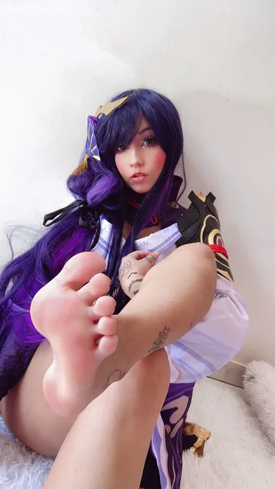 Remii - Raiden Shogun Barefoot nude cosplay leaked 119324